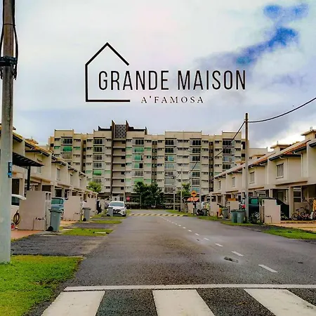 Grande Maison 1 A'Famosa Golf View Near Waterpark L Uitm L Honda L Netflix L Self Check In Alor Gajah Exterior photo