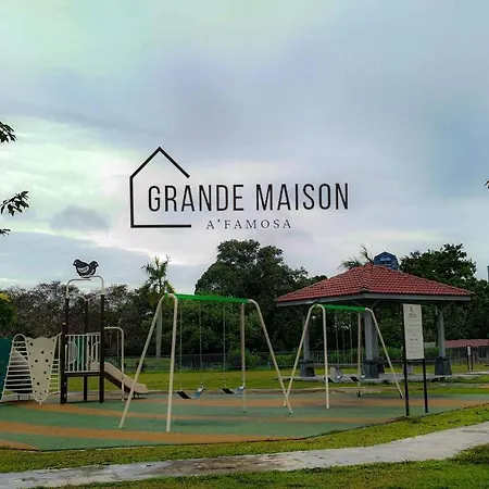 Grande Maison 1 A'Famosa Golf View Near Waterpark L Uitm L Honda L Netflix L Self Check In Alor Gajah Exterior photo
