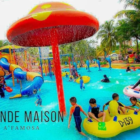 Grande Maison 1 A'Famosa Golf View Near Waterpark L Uitm L Honda L Netflix L Self Check In Alor Gajah Exterior photo