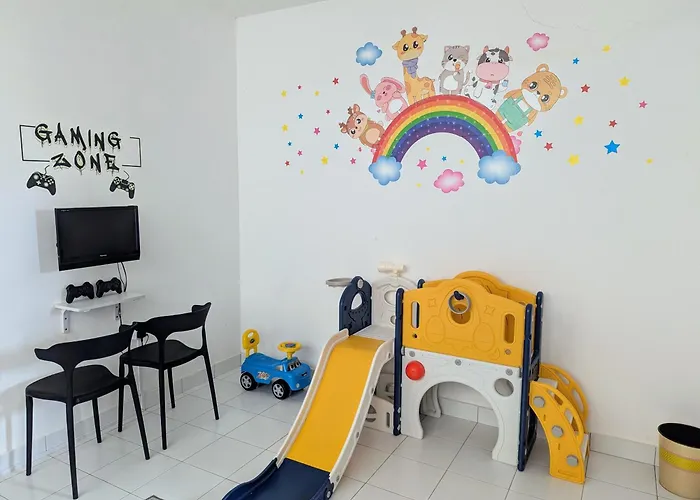 Grande Maison 1 A\'Famosa Golf View Near Waterpark L Uitm L Honda L Netflix L Self Check In